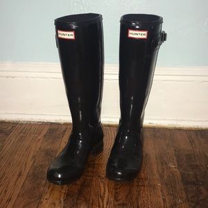 Hunter glossy black rain boots